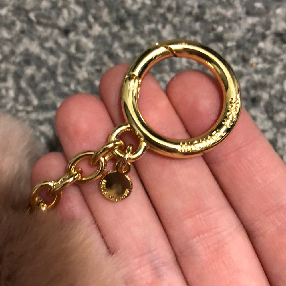 Michael Kors heart keychain - Picture 3 of 3